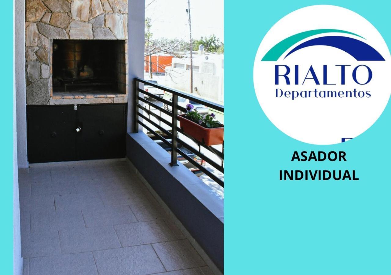 Rialto Dpto Cochera Cubierta Asador Individual فيلا مرسيدس المظهر الخارجي الصورة